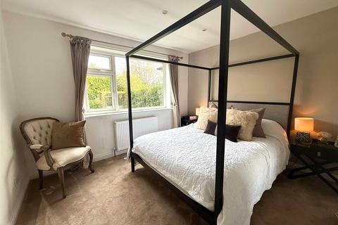 undefined, Parkgate, Knutsford, Cheshire, WA16
