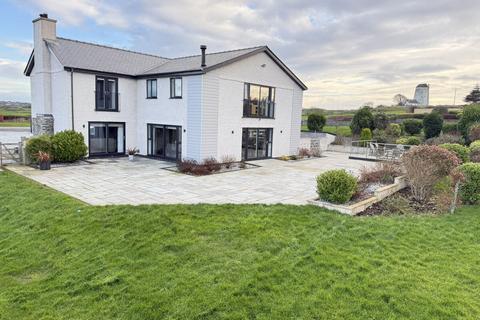 5 bedroom detached house for sale, Mynydd Mechell, Amlwch, Anglesey, LL68
