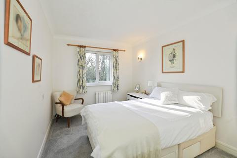 2 bedroom flat for sale, Tabley Road, Knutsford, Cheshire, WA16