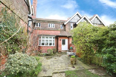 Toft Road, Knutsford, Cheshire, WA16