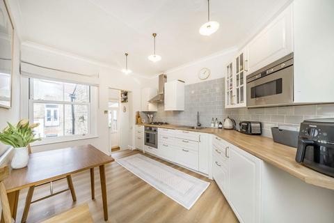 3 bedroom maisonette for sale, Idlecombe Road, London SW17