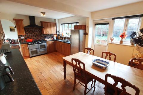4 bedroom detached house for sale, Argyll Close, Macclesfield, Cheshire, SK10