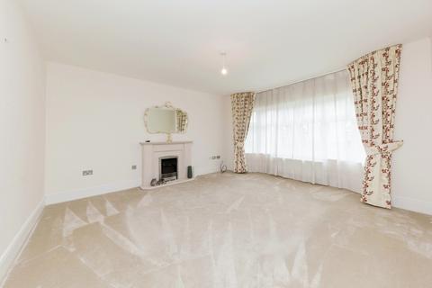 5 bedroom detached house for sale, Cotton Crescent, Macclesfield, Cheshire, SK10