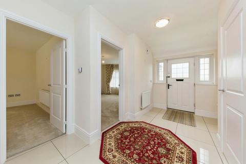 5 bedroom detached house for sale, Cotton Crescent, Macclesfield, Cheshire, SK10