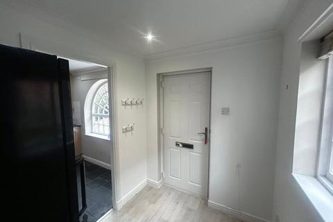 2 bedroom flat for sale, Pinfold Street, Macclesfield, Cheshire, SK11