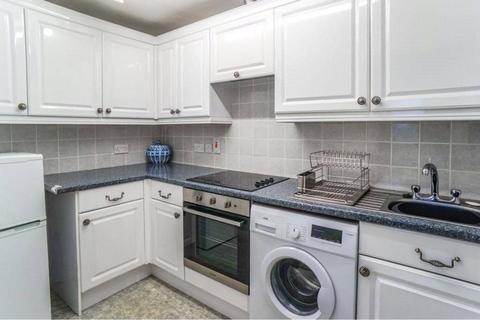 1 bedroom flat for sale, Central Drive, Romiley, Stockport, Greater Manchester, SK6