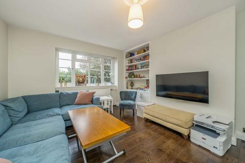 2 bedroom flat for sale, Courtlands, Richmond TW10