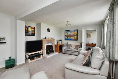 4 bedroom detached house for sale, Shefford Road, Seabridge, Newcastle, ST5