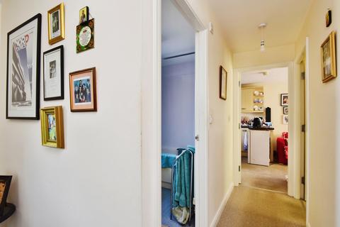 2 bedroom flat for sale, James Street, Stoke-on-Trent, Staffordshire, ST4