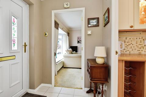 2 bedroom bungalow for sale, Copeland Avenue, Newcastle, Staffordshire, ST5