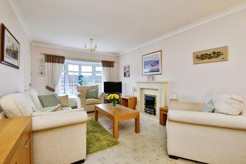 2 bedroom bungalow for sale, Copeland Avenue, Newcastle, Staffordshire, ST5