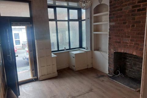 3 bedroom townhouse for sale, King William Street, Stoke-on-Trent, Staffordshire, ST6
