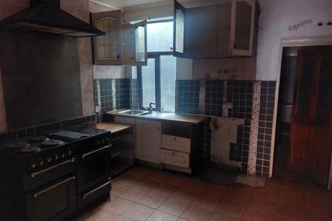 3 bedroom townhouse for sale, King William Street, Stoke-on-Trent, Staffordshire, ST6