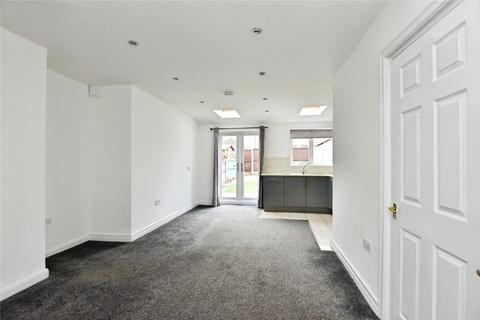 3 bedroom semi-detached house for sale, Somerville Avenue, Newcastle, Staffordshire, ST5