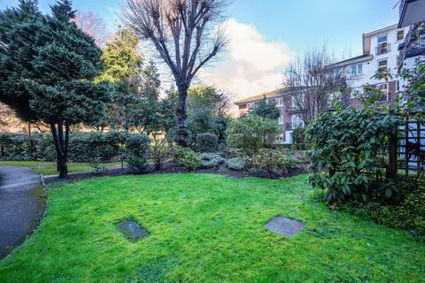 1 bedroom flat to rent, Brompton Park Crescent, Fulham, London, SW6