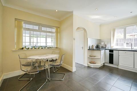 3 bedroom bungalow for sale, Ashby Road, Woodville, Swadlincote, Derbyshire, DE11