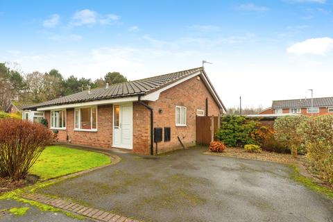 2 bedroom bungalow for sale, Maple Close, Sale, Greater Manchester, M33
