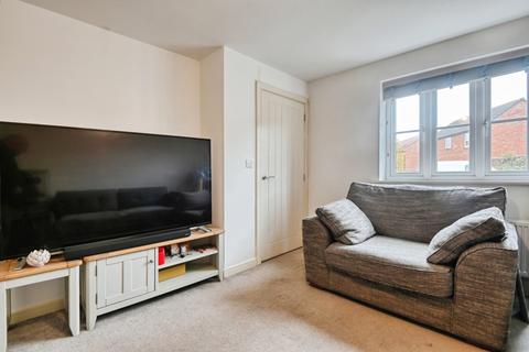 undefined, Meadow Way, Tamworth, Staffordshire, B79