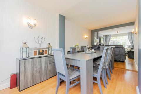 4 bedroom semi-detached house for sale, Taunton Road, Sale, Greater Manchester, M33