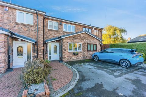 2 bedroom terraced house for sale, Northenden Road, Sale, Greater Manchester, M33