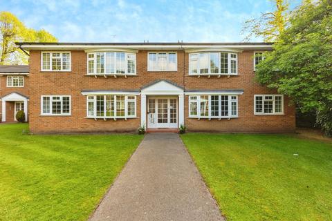 2 bedroom flat for sale, Dorchester Court, Brooklands Road, Sale, Greater Manchester, M33