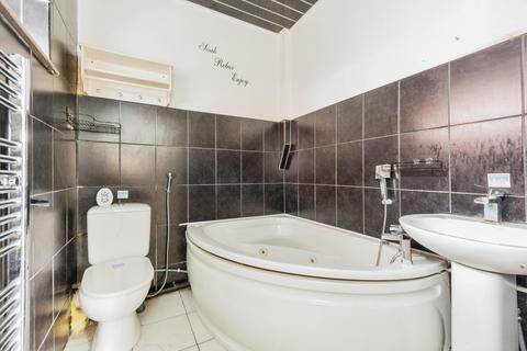 undefined, Harrogate Road, Stockport, Greater Manchester, SK5
