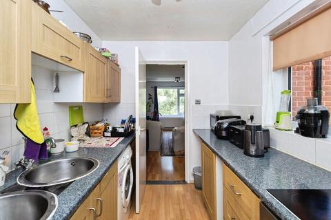 2 bedroom flat for sale, Wellington Road North, Stockport, Greater Manchester, SK4