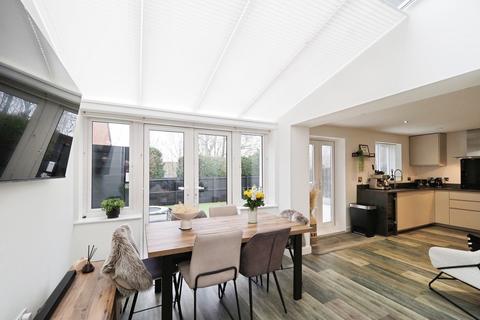 4 bedroom detached house for sale, Ridge End Drive, Burton-on-Trent, Staffordshire, DE13