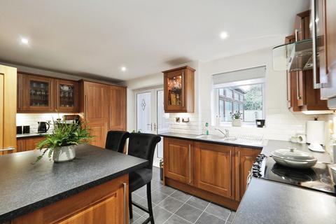 3 bedroom link detached house for sale, Goodwood Close, Stretton, Burton-on-Trent, Staffordshire, DE13