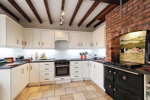 undefined, Main Street, Lullington, Swadlincote, Derbyshire, DE12