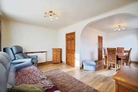 3 bedroom detached house for sale, The Crest, Linton, Swadlincote, Derbyshire, DE12