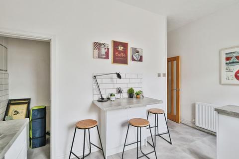 2 bedroom terraced house for sale, Lumn Road, Hyde, Greater Manchester, SK14