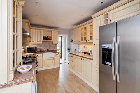 undefined, Arundel Close, Carrbrook, Stalybridge, Greater Manchester, SK15