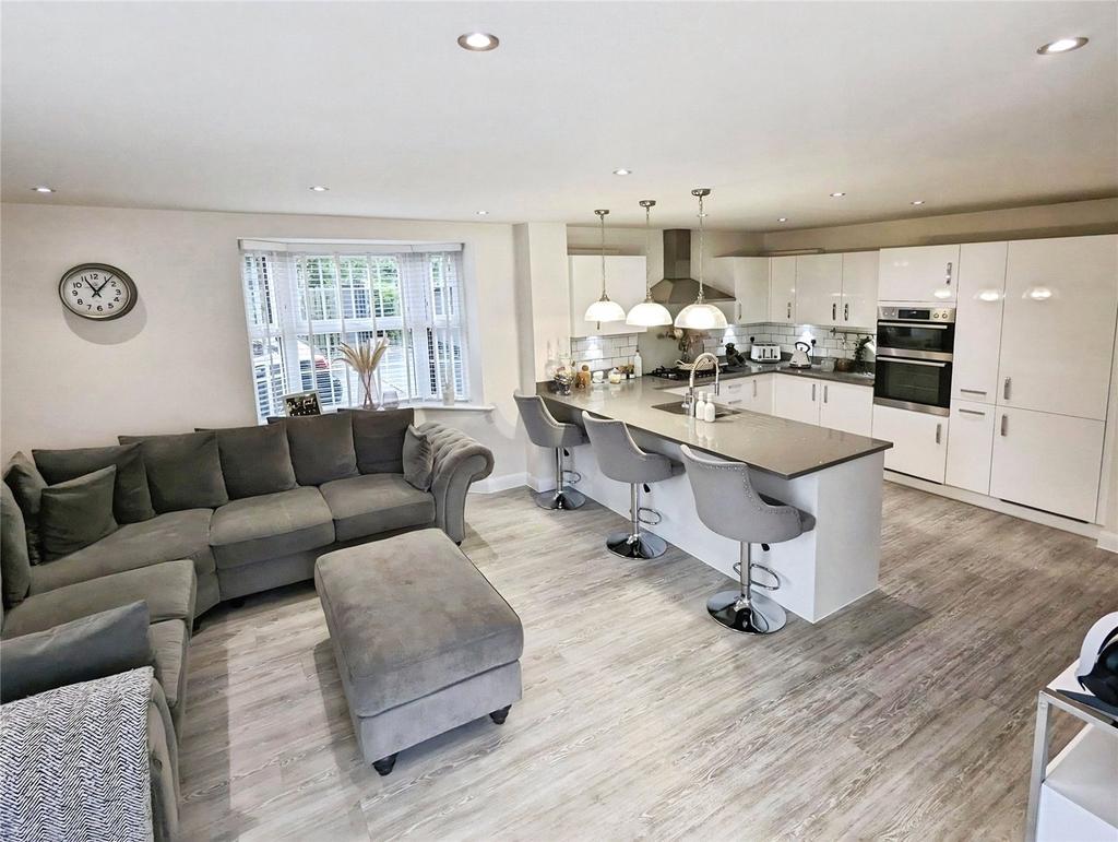 Kitchen/Family Room