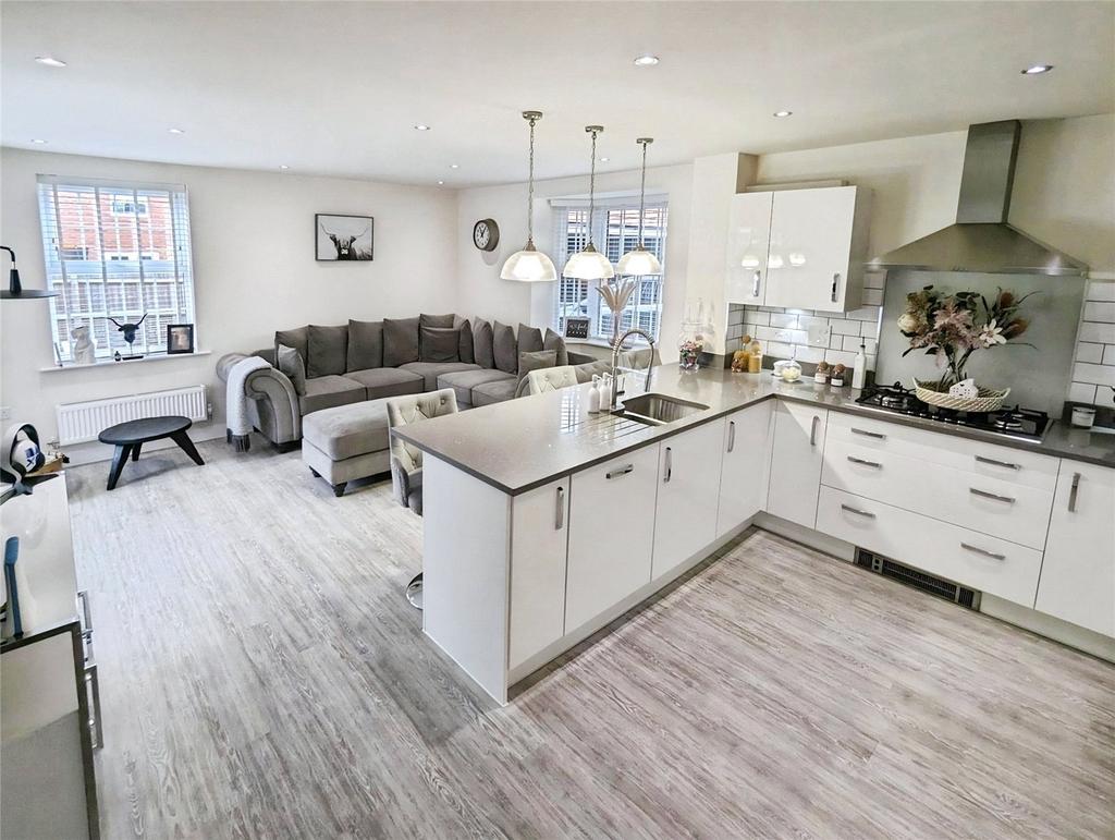 Kitchen/Family Room