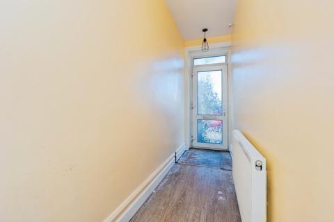 undefined, Stalybridge Road, Mottram, Hyde, Greater Manchester, SK14