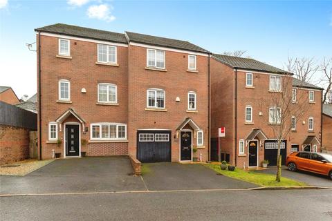 undefined, Holly Close, Stalybridge, Greater Manchester, SK15