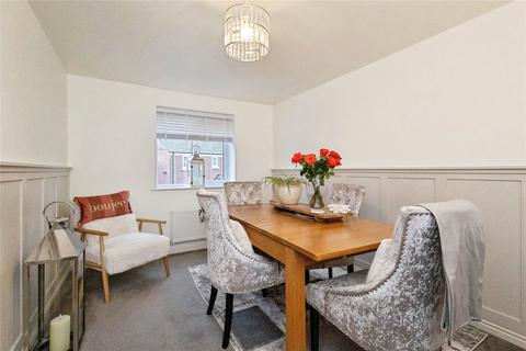undefined, Holly Close, Stalybridge, Greater Manchester, SK15
