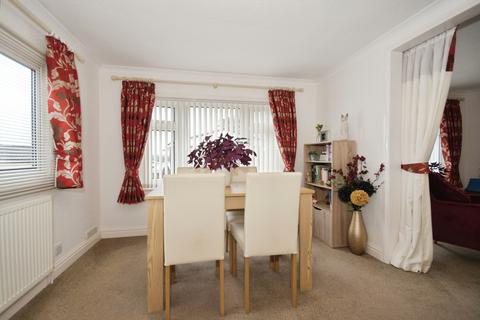 undefined, Sunningdale Park, New Tupton, Chesterfield, Derbyshire, S42