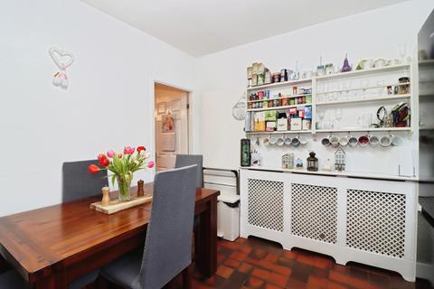 undefined, Spital Gardens, Chesterfield, Derbyshire, S41