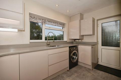 3 bedroom semi-detached house for sale, Grampian Crescent, Chesterfield, Derbyshire, S40