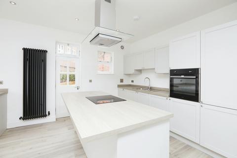 2 bedroom bungalow for sale, St. Marys Gate, Derby, Derbyshire, DE1