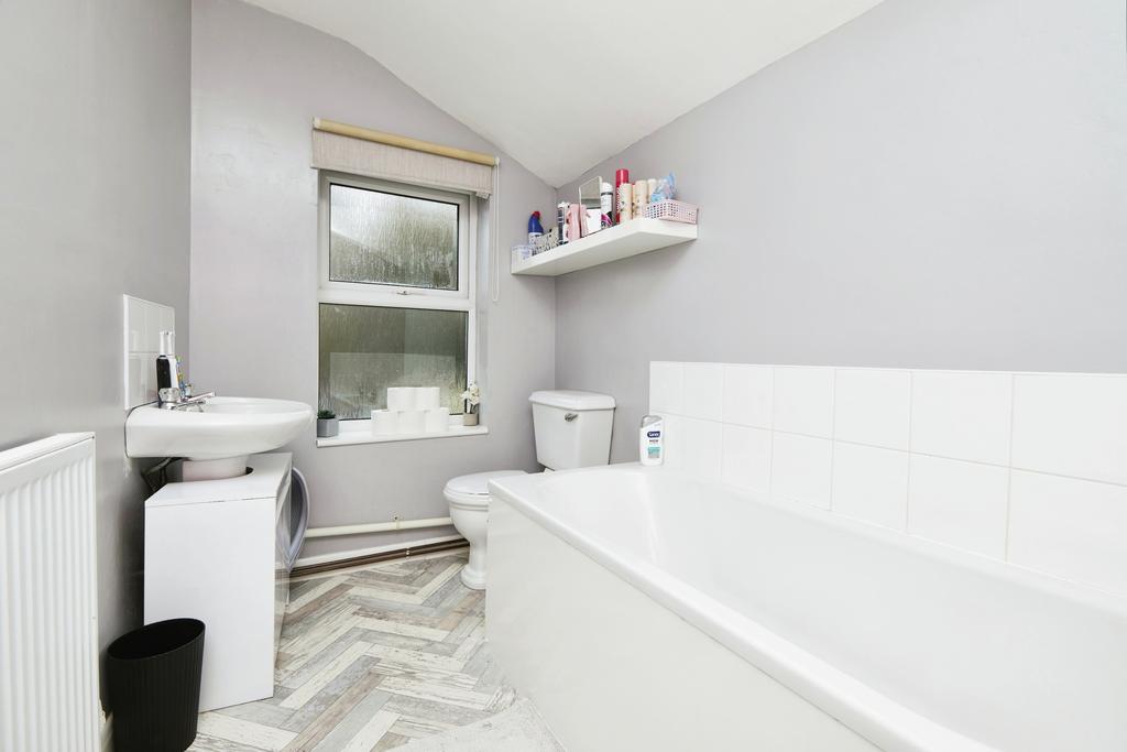 Ensuite