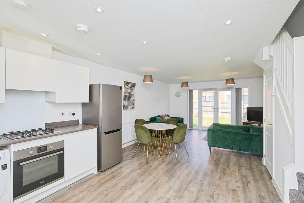 Kitchen/Living Room