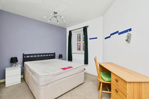 2 bedroom flat for sale, Kniveton Close, DERBY, Derbyshire, DE22