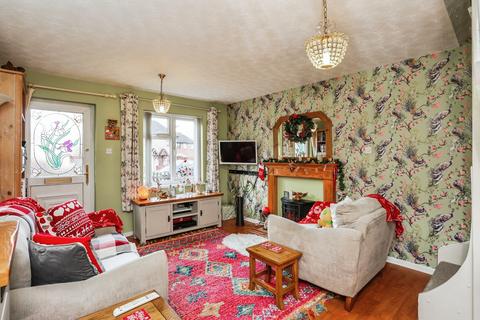 undefined, Manor Drive, Leicester, Leicestershire, LE4
