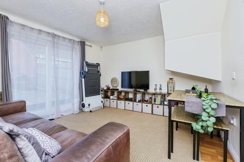 4 bedroom semi-detached house for sale, Pipistrelle Way, Oadby, Leicester, Leicestershire, LE2