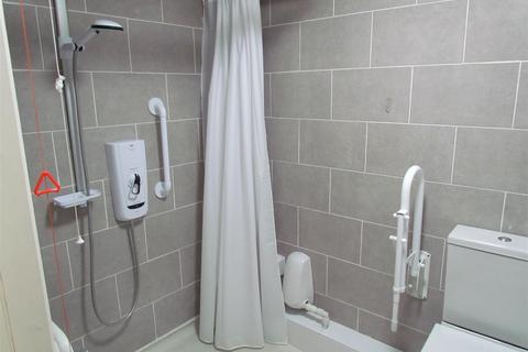 2 bedroom retirement property for sale, Potter Hill, Pickering