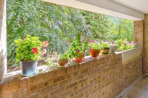 2 bedroom flat for sale, London Road, LEICESTER, Leicestershire, LE2