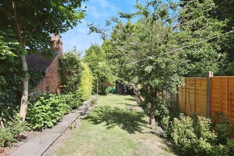 2 bedroom semi-detached house for sale, Byron Street, Loughborough, Leicestershire, LE11